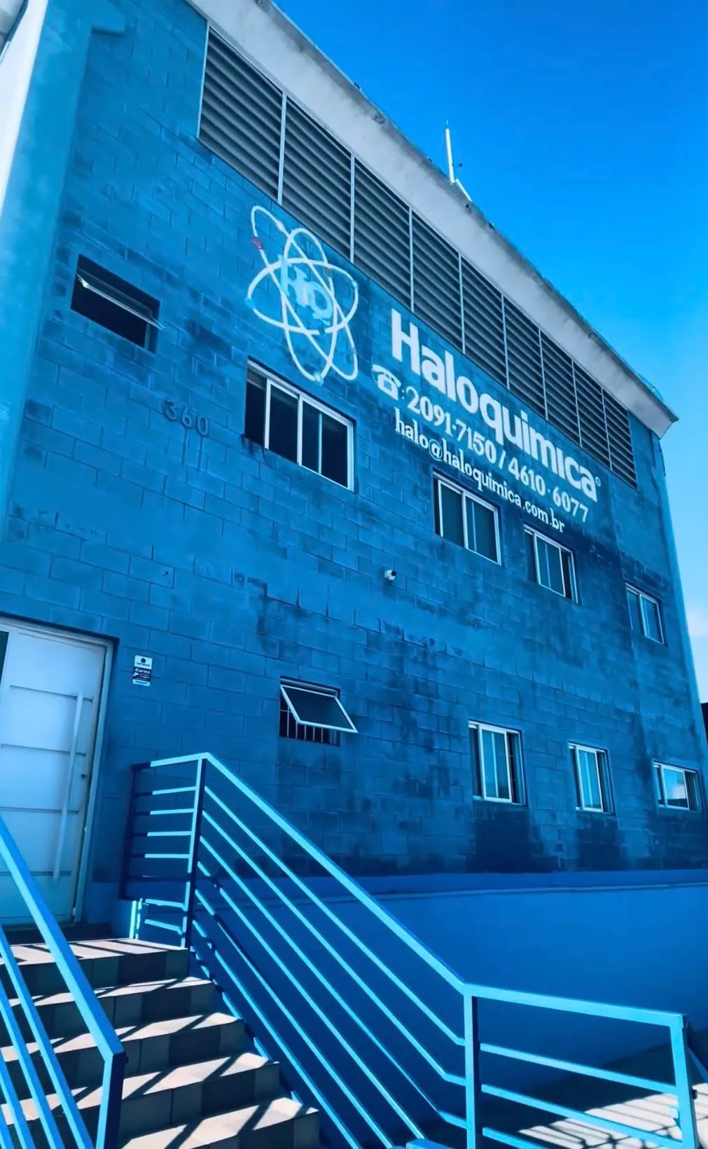 Haloquímica, soluções para laboratórios